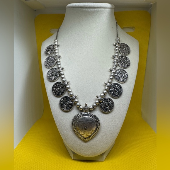 Lucky Brand Slider Disc Charms Silver Tone Choker 18" Necklace - Picture 2 of 9